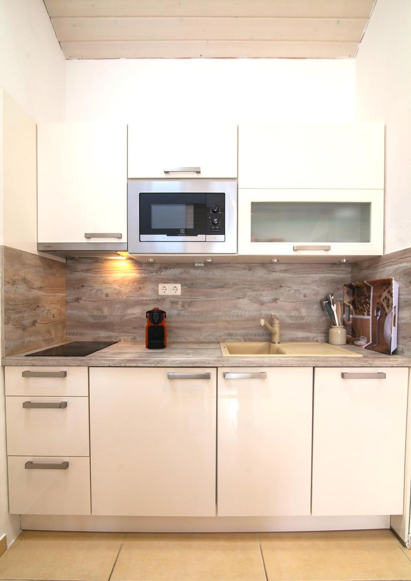 Helvetia Sunny Apartments Bol Dış mekan fotoğraf