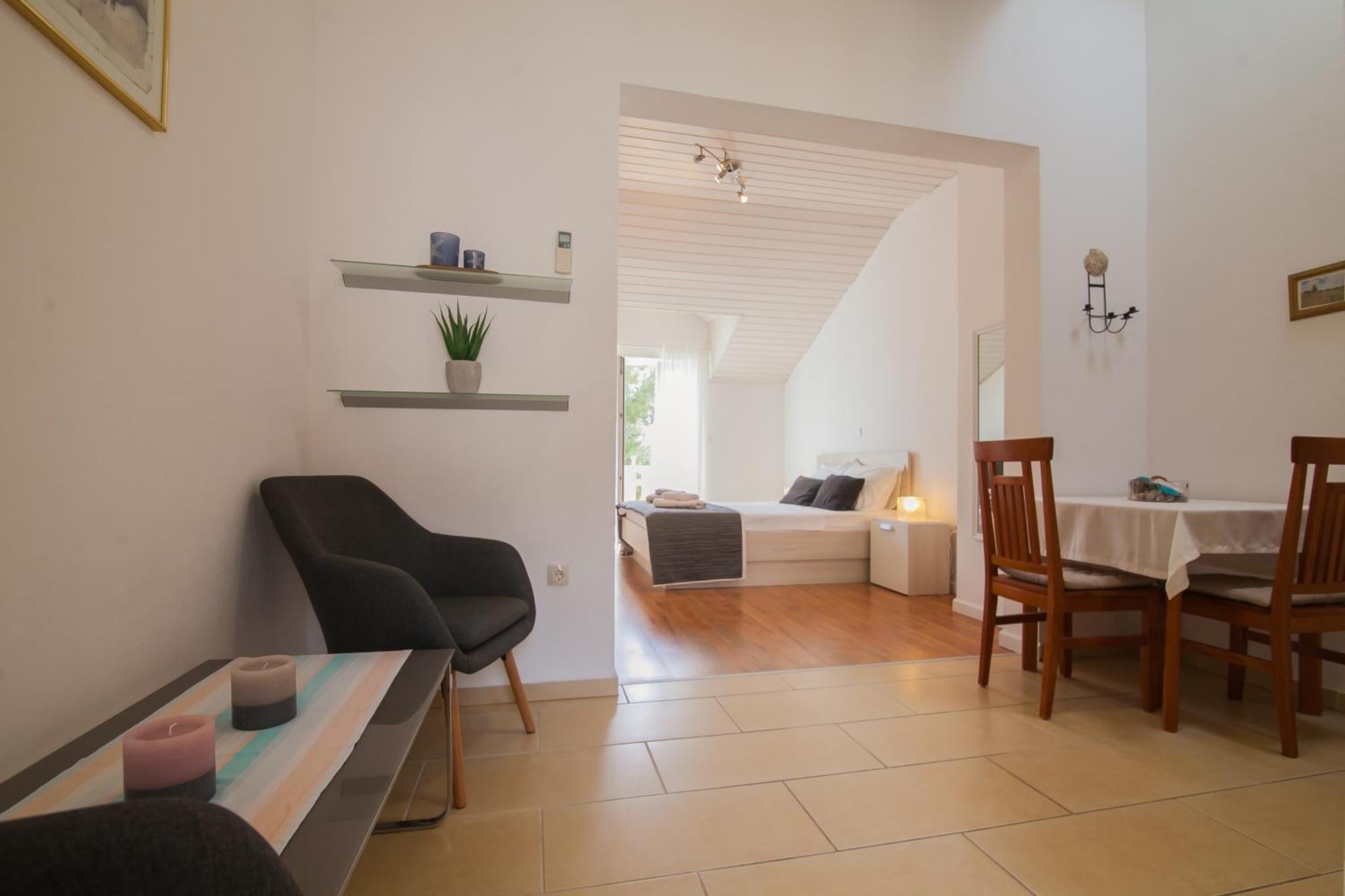 Helvetia Sunny Apartments Bol Dış mekan fotoğraf