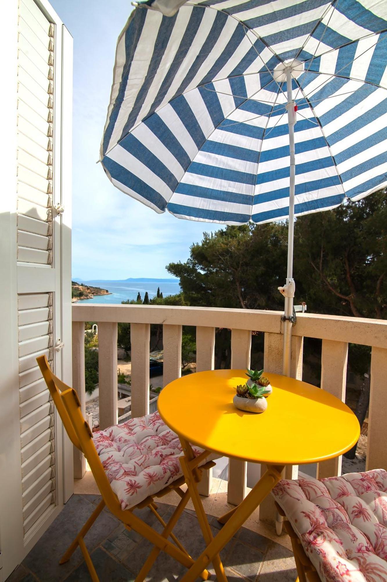 Helvetia Sunny Apartments Bol Dış mekan fotoğraf