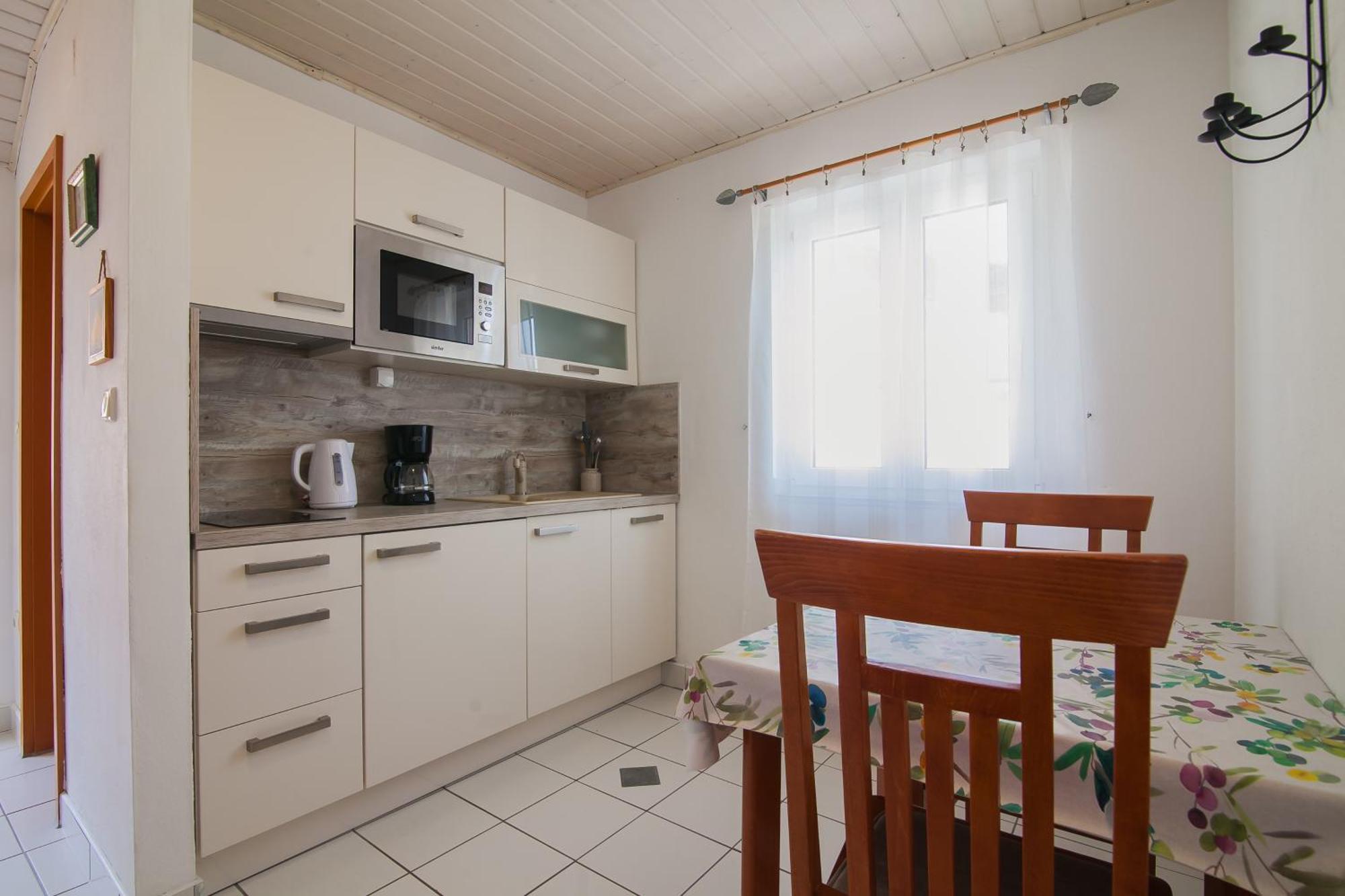 Helvetia Sunny Apartments Bol Dış mekan fotoğraf