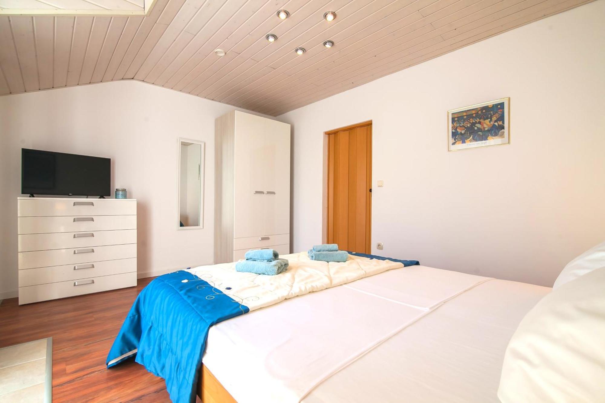 Helvetia Sunny Apartments Bol Dış mekan fotoğraf